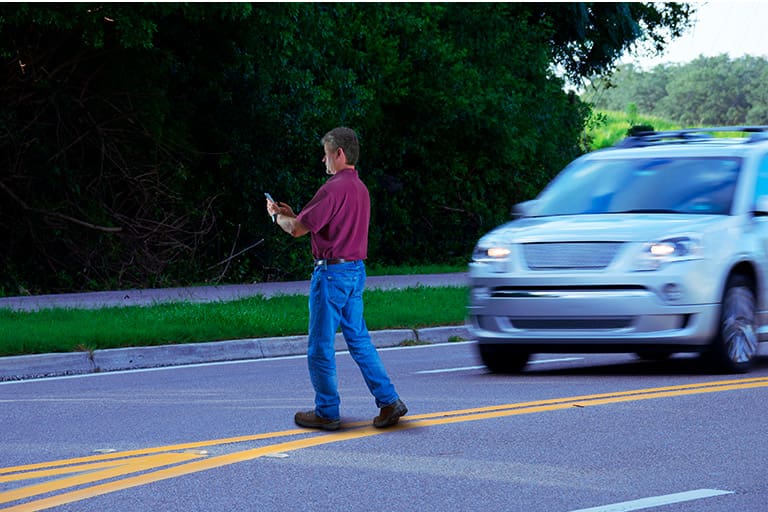 La responsabilidad en accidentes por jaywalking involucrando carros